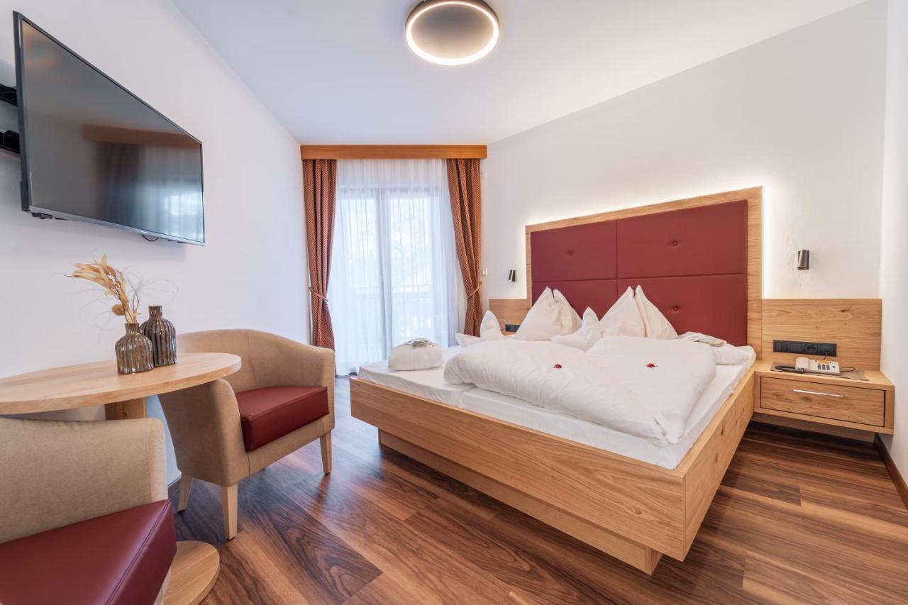 Hotel Meinhardt Schenna Dış mekan fotoğraf
