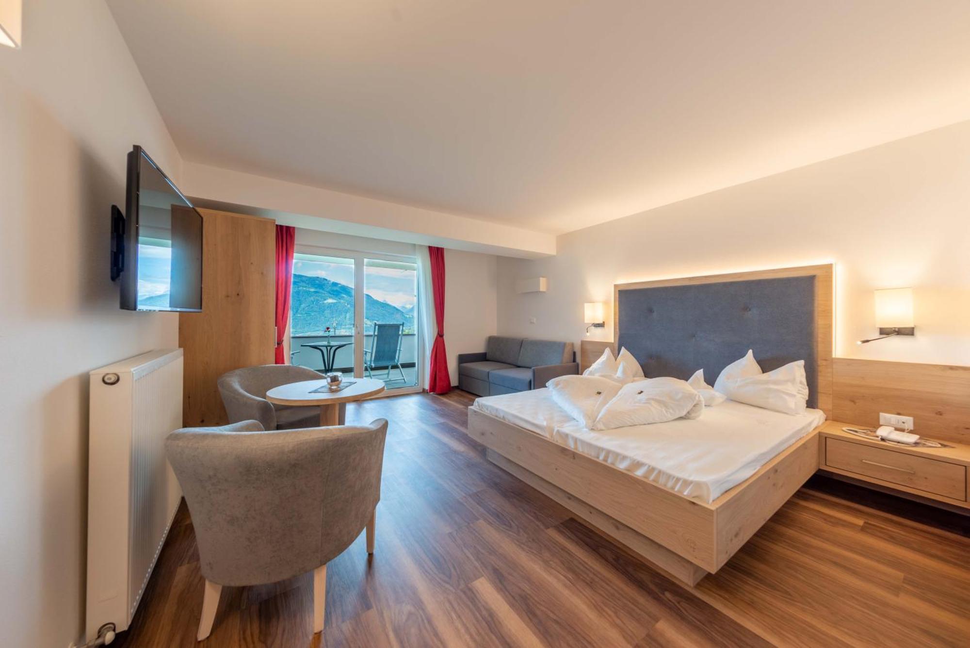 Hotel Meinhardt Schenna Dış mekan fotoğraf