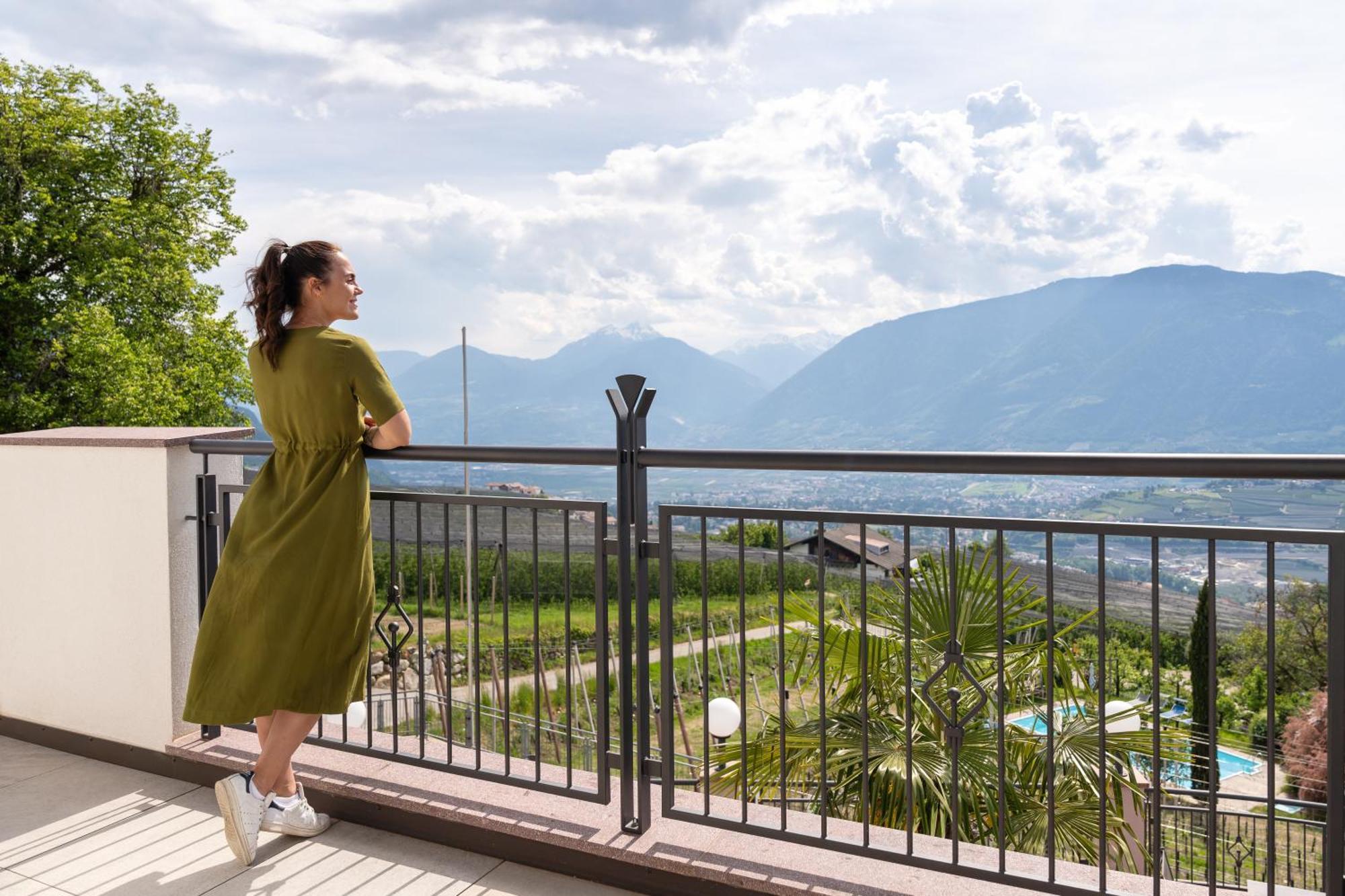 Hotel Meinhardt Schenna Dış mekan fotoğraf