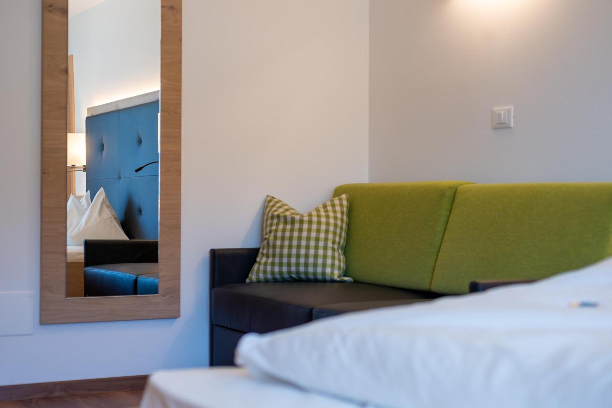 Hotel Meinhardt Schenna Dış mekan fotoğraf
